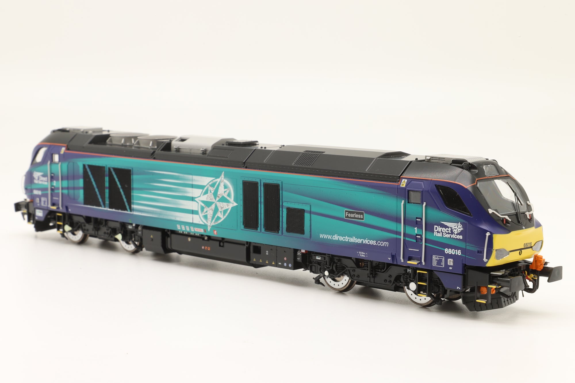 Dapol OO 4D-022-019 Class 68 'Fearless' '68016' DRS Compass, DCC Sound