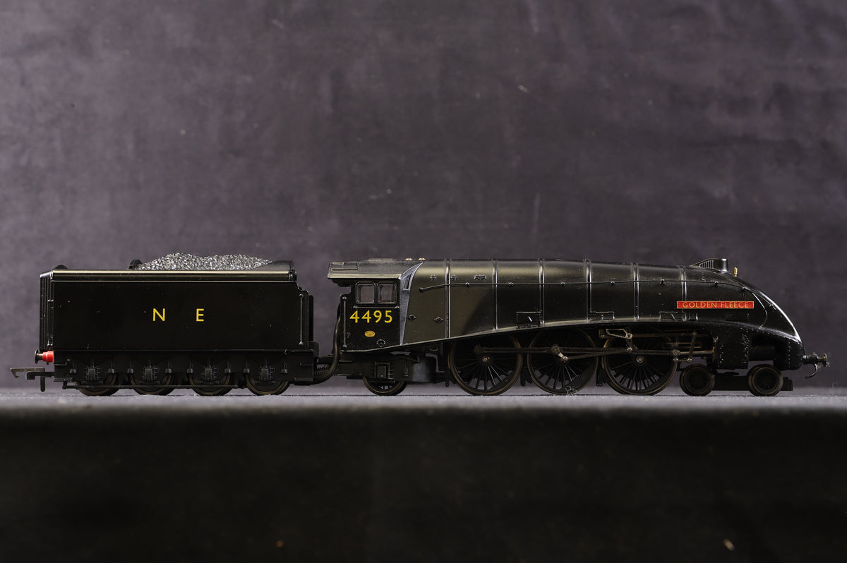 Hornby Live Steam OO R2368 Class A4 &#39;4495&#39; &#39;Golden Fleece&#39; NE Black