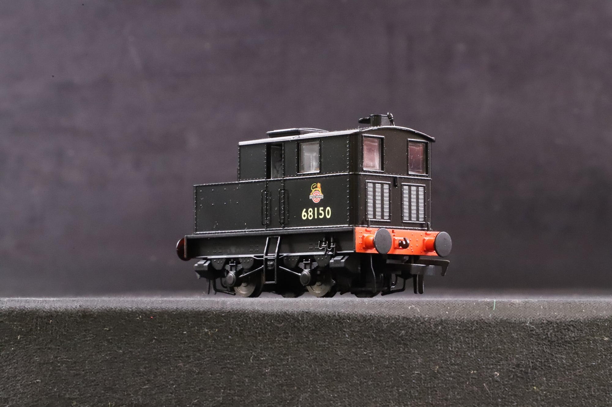 Model Rail OO MR-007 Y1 Sentinel Steam Shunter No.68150 in BR Black w/ Early Crests