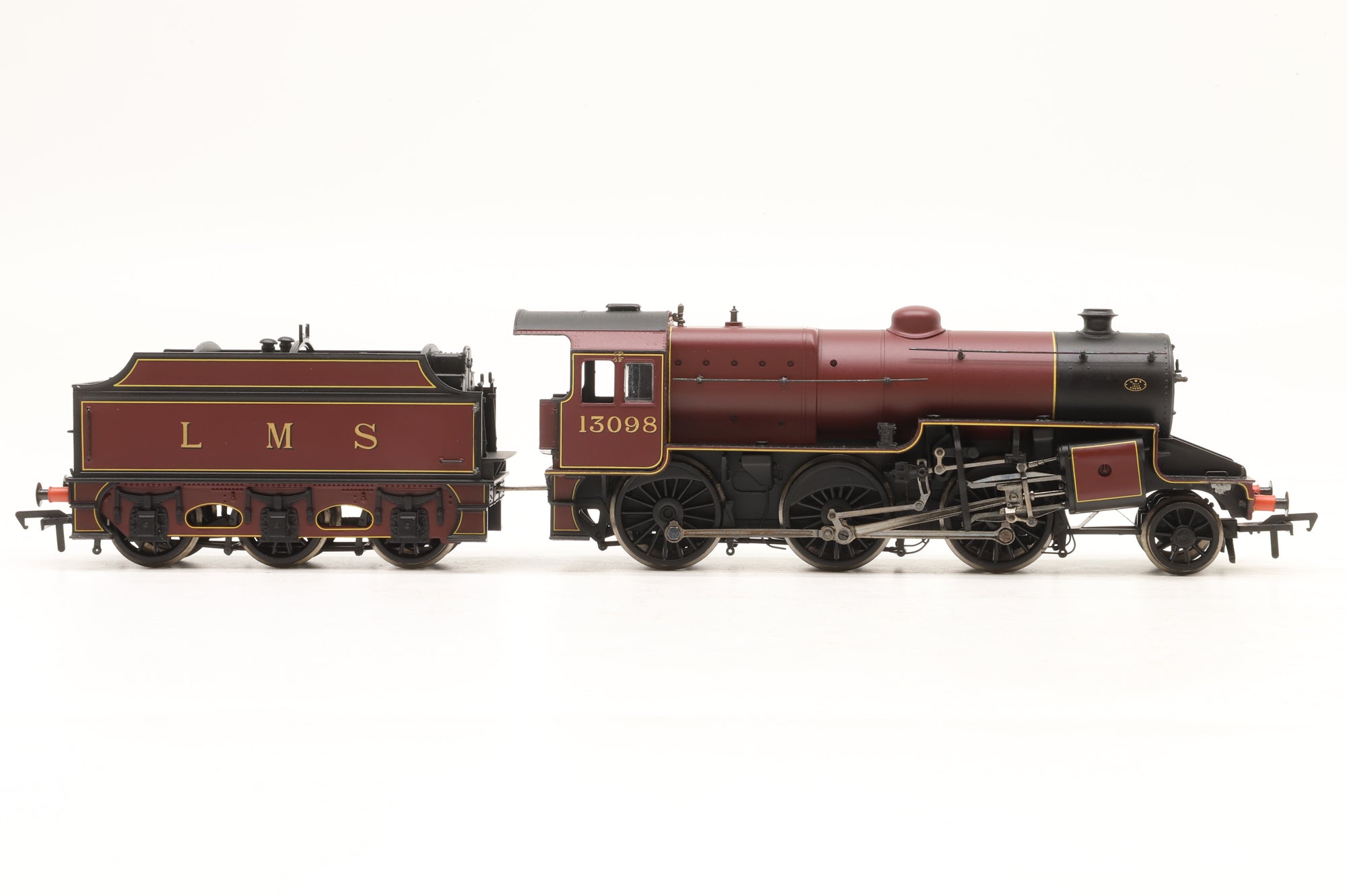 Bachmann OO 32-175 2-6-0 Crab 13098 LMS Crimson w/out Coal Rail