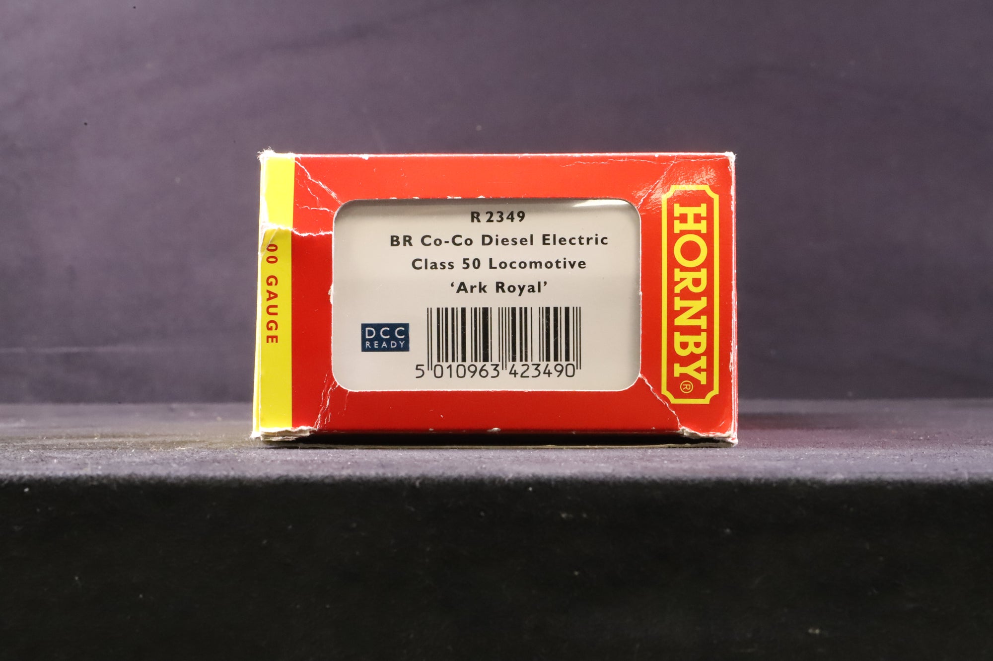 Hornby OO R2349 Class 50 'Ark Royal' ' 50035'  BR Large Logo Blue