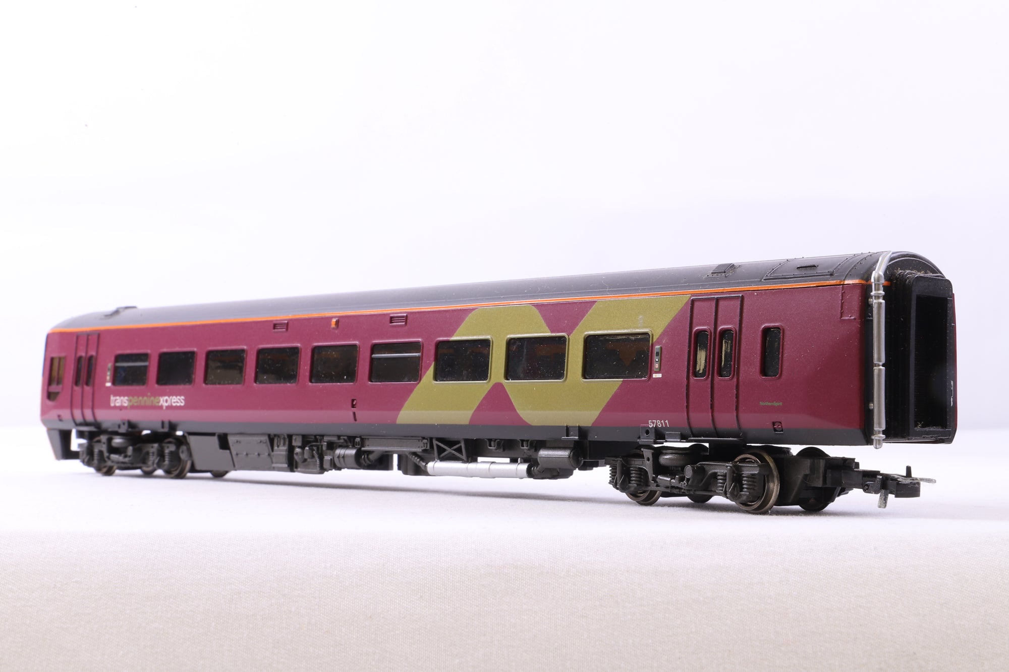 Bachmann OO 31-513 Class 158 3 Car DMU Northern Spirit