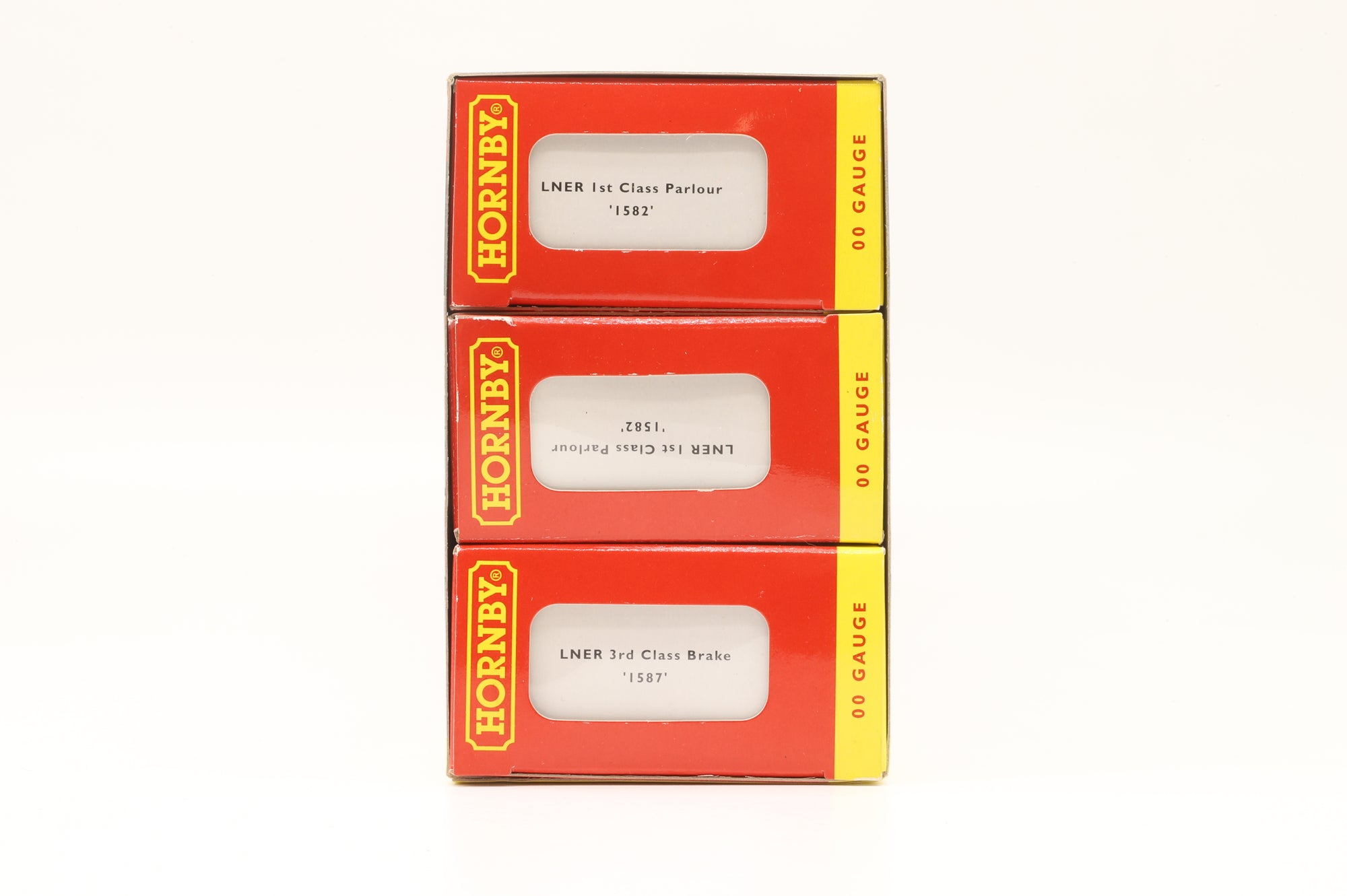 Hornby OO R4168 Silver Jubilee Coach Pack