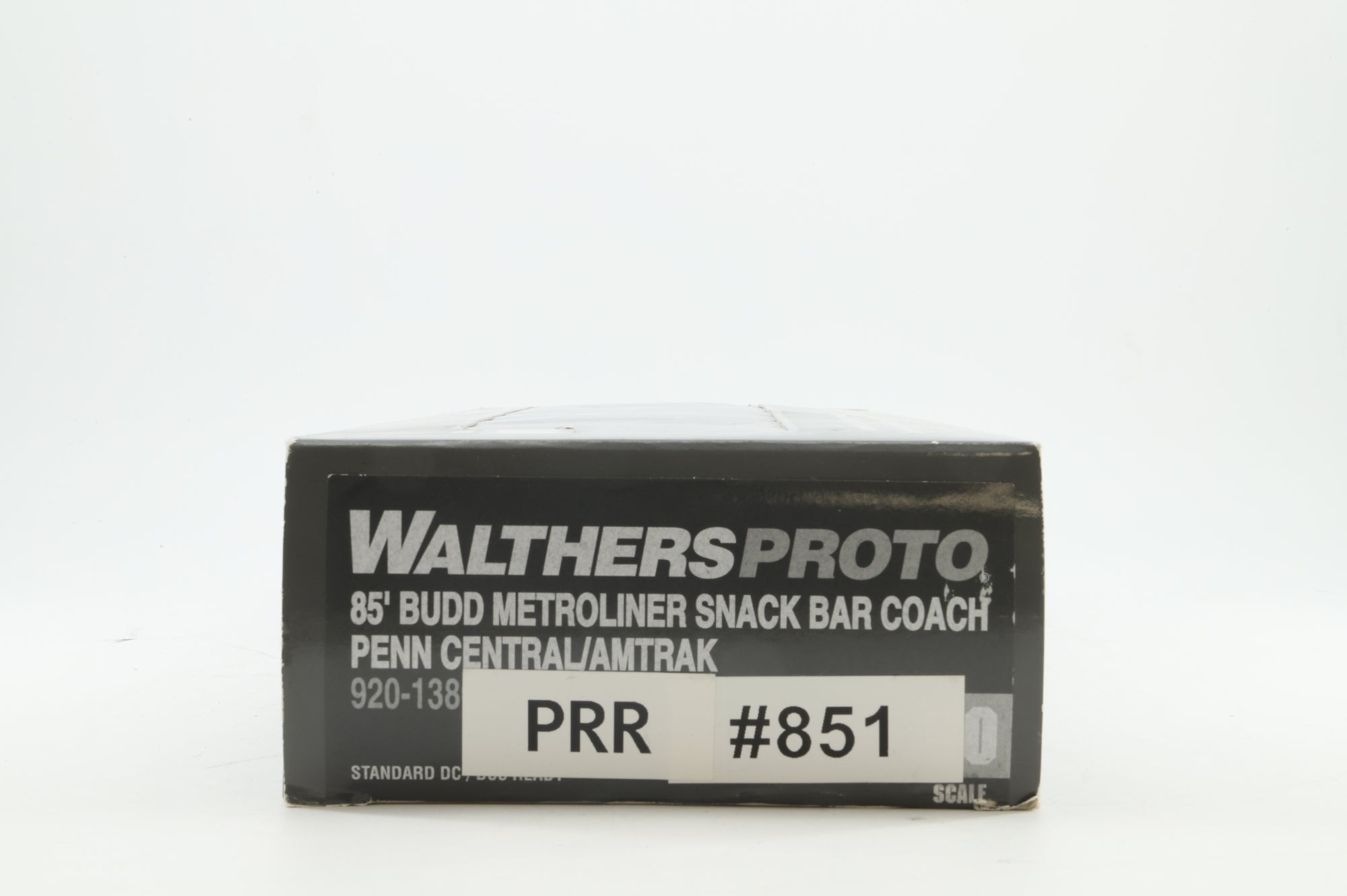WalthersProto 85' Budd Metroliner Snack Bar Coach No.851 in Pennsylvania Silver/Red