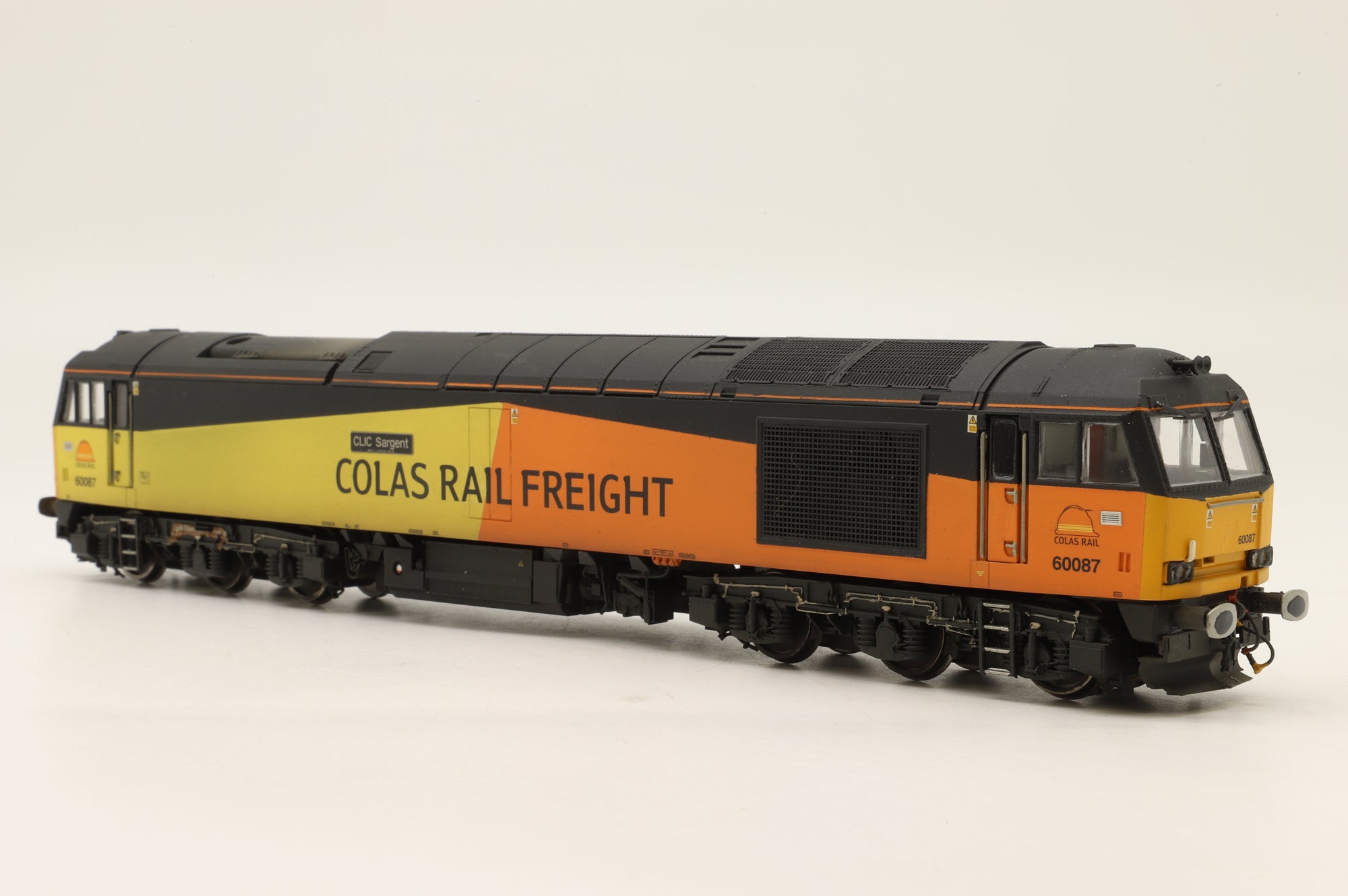 Hornby OO Class 60 60087 'CLIC Sargent' in Colas Rail Livery – Weathered