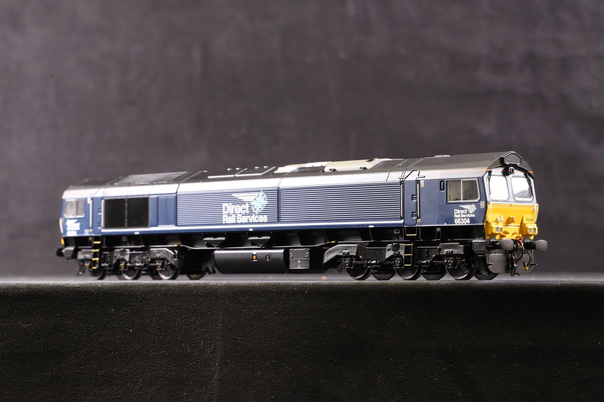 Bachmann OO 32-982 Cl.66 Diesel '66434' DRS Plain Blue Compass, DCC Sound