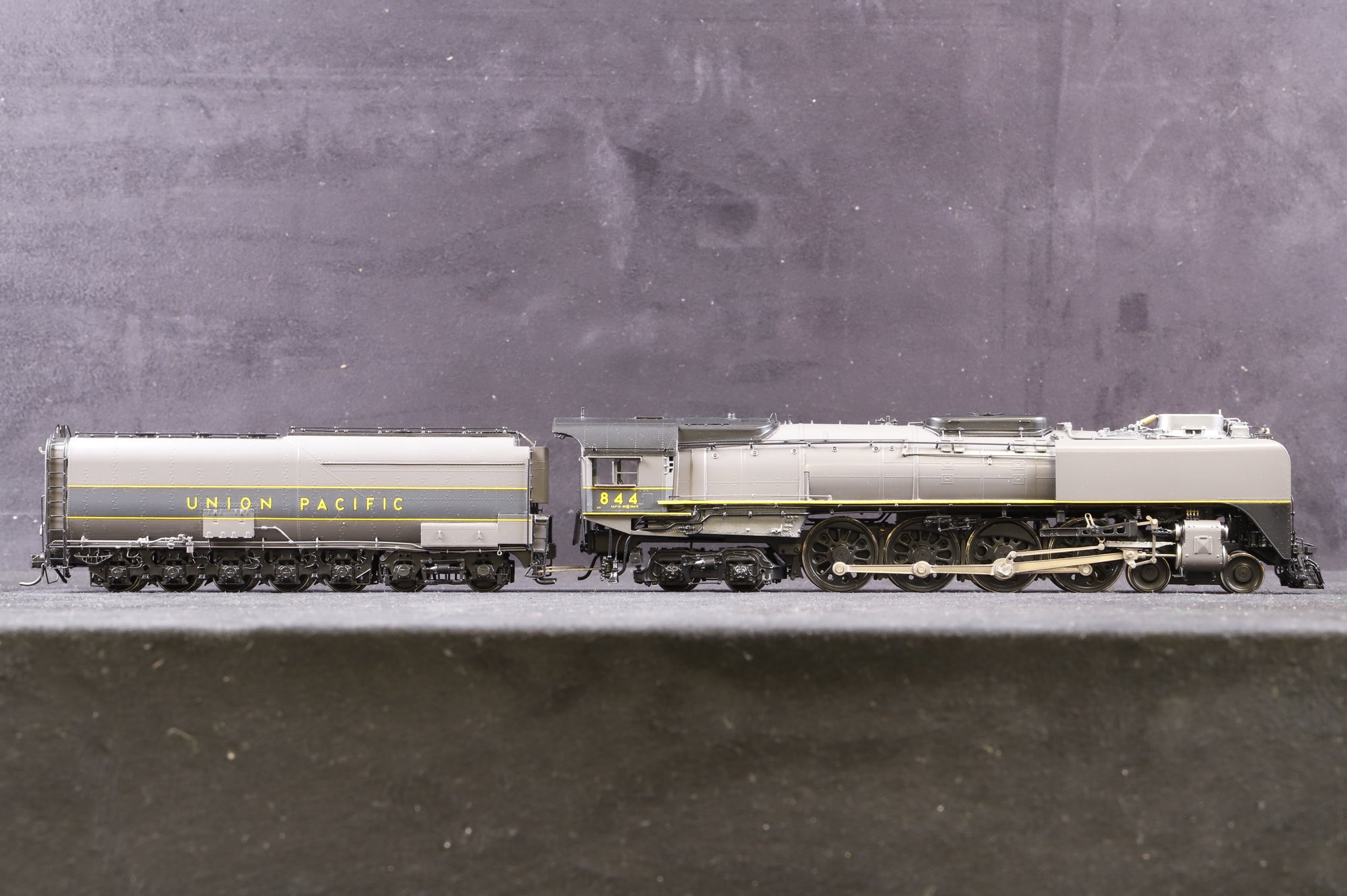Overland Models Inc. HO Brass OMI-1535.1 UP FEF-3 4-8-4 '844' W/ Turbine Tender Diamond Series #2