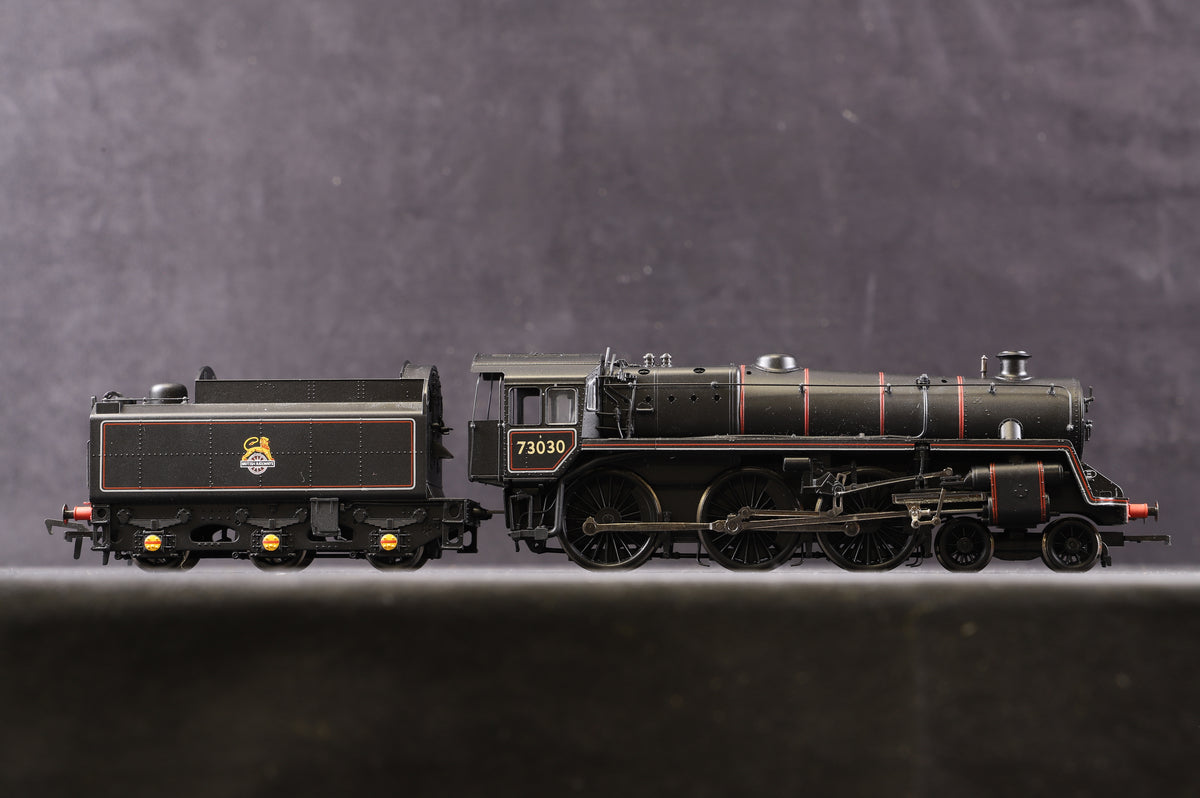 Bachmann OO 32-503 Standard Class 5MT &#39;73030&#39; BR Black E/C BR1 Tender W/H Pump