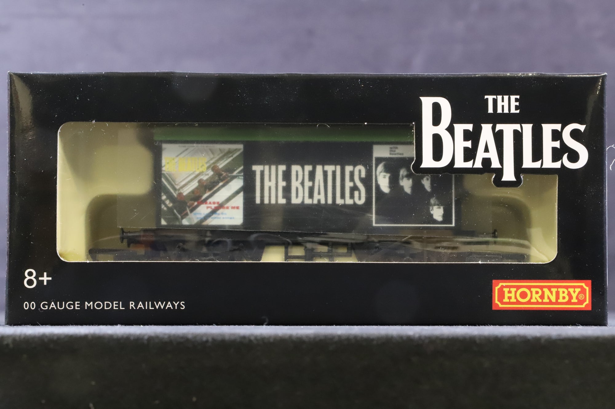 Hornby OO R60184 The Beatles 'Please Please Me' & 'With The Beatles' Wagon