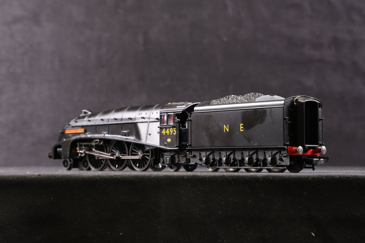 Hornby Live Steam OO R2368 Class A4 &#39;4495&#39; &#39;Golden Fleece&#39; NE Black