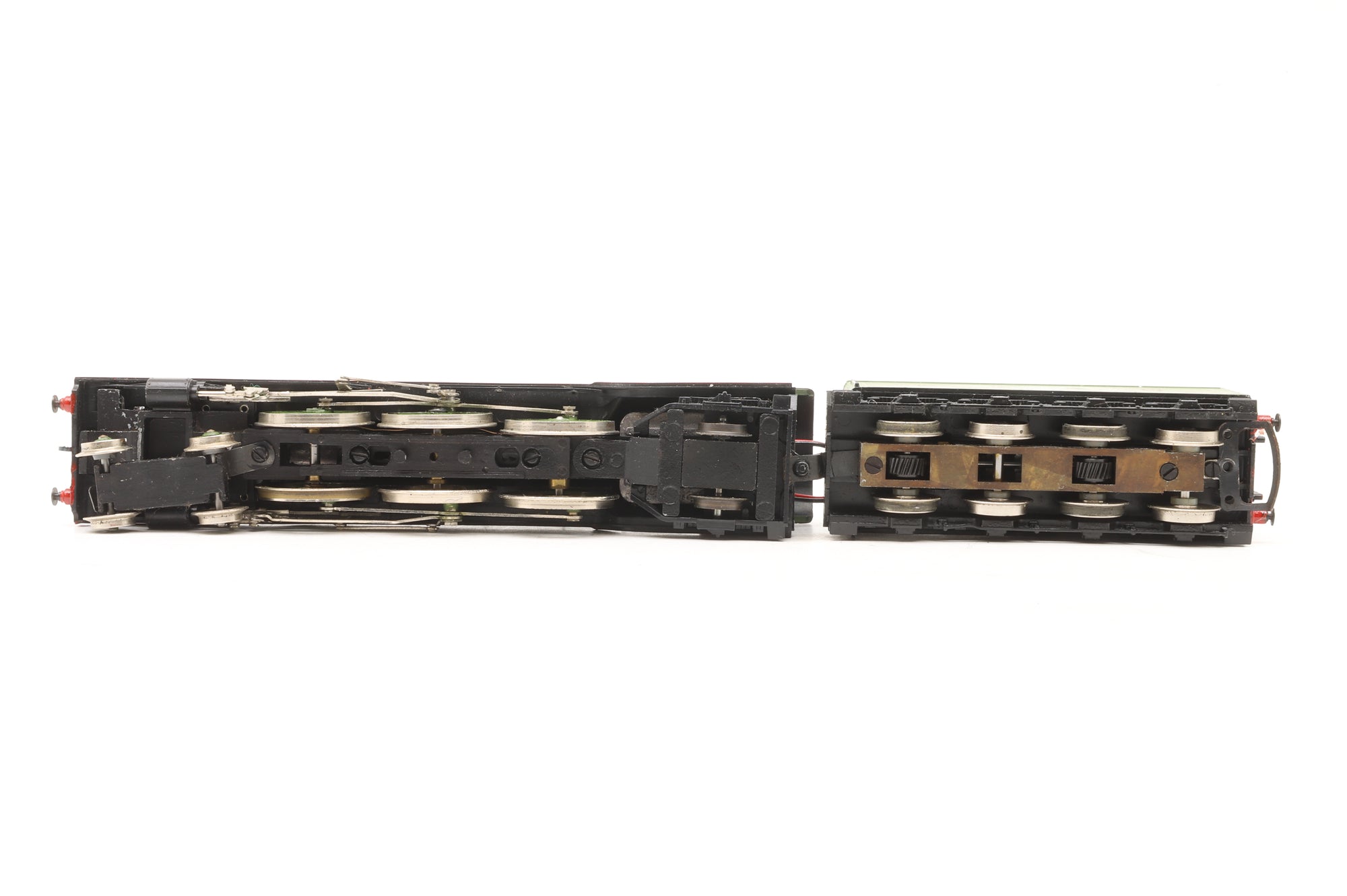 Trix Trains OO 1180 Class A1 '43' 'Salmon Trout' LNER Apple Green Renamed