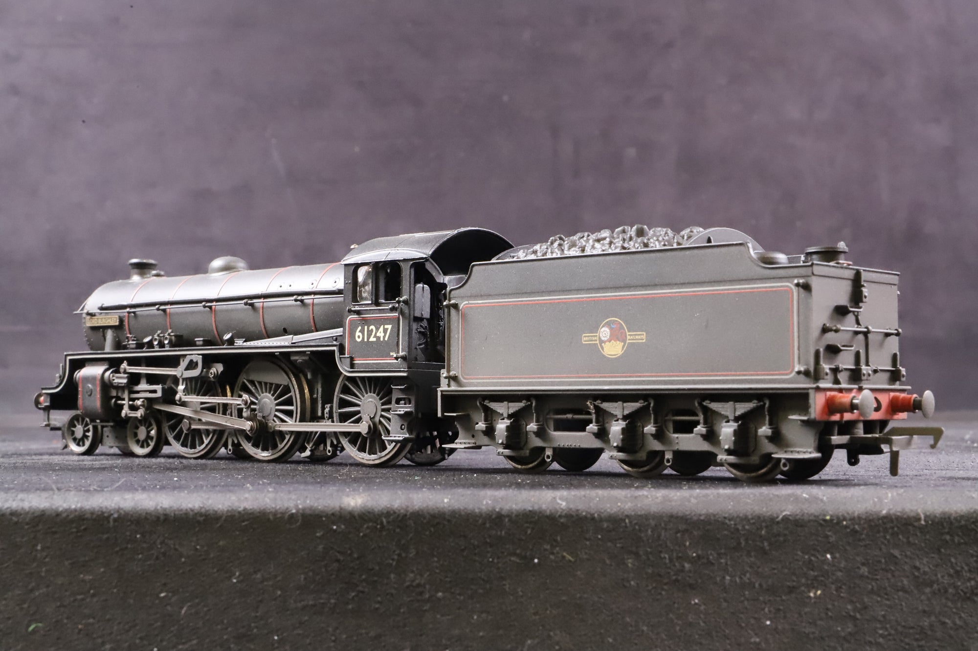 Bachmann OO 31-700Z B1 '61247' 'Lord Burghley', Weathered