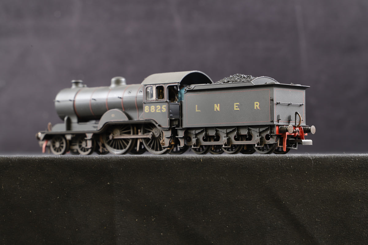 Hornby OO R3233 LNER Class D16 &#39;8825&#39;, Detailed &amp; Weathered
