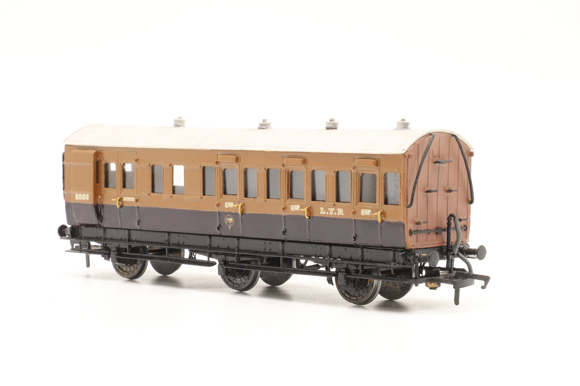 D&S Models Kit Built OO LYR 3rd Class Coach '3286'
