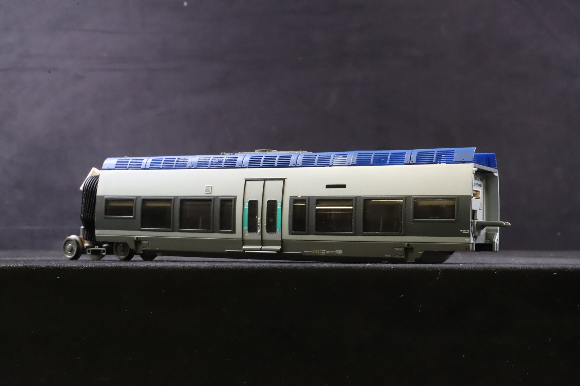 LS Models HO 10071 AGC SNCF X76500 Blue & Grey Coaches