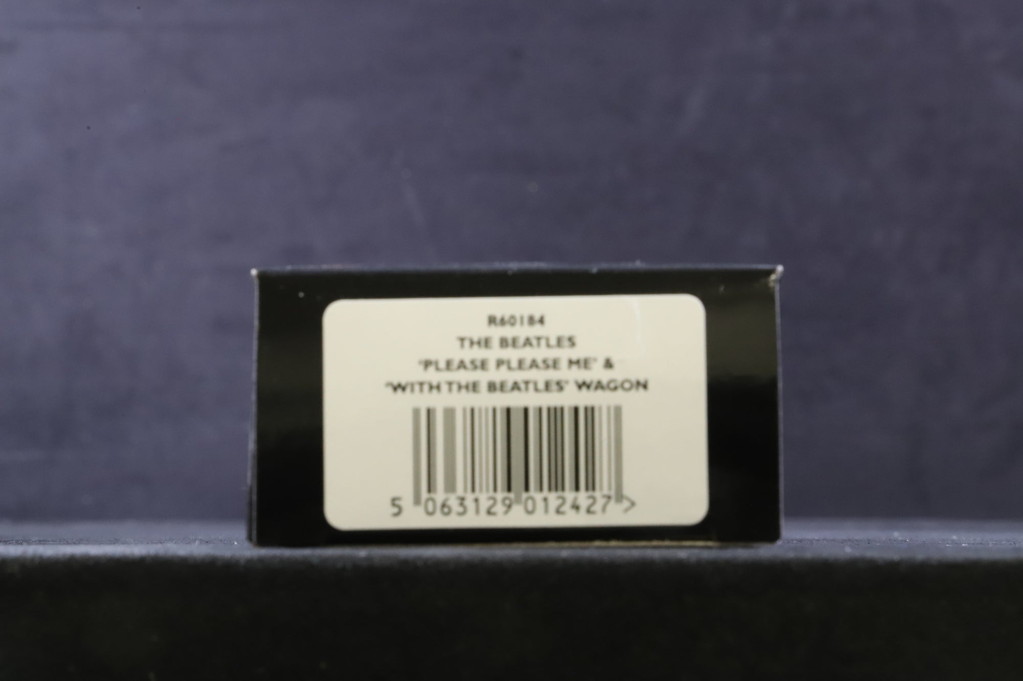 Hornby OO R60184 The Beatles 'Please Please Me' & 'With The Beatles' Wagon