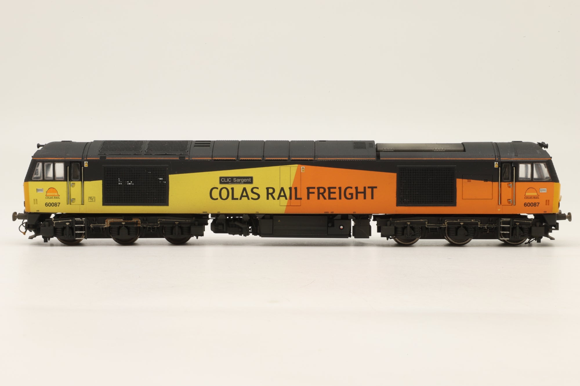 Hornby OO Class 60 60087 'CLIC Sargent' in Colas Rail Livery – Weathered