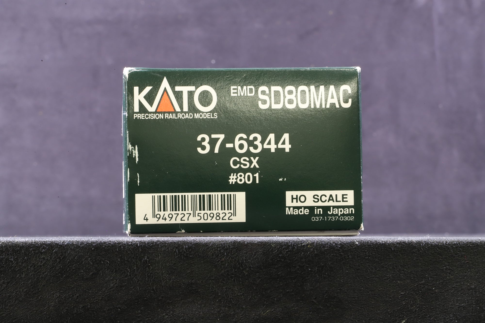 KATO HO 37-6344 EMD SD80MAC 801 in CSX Livery