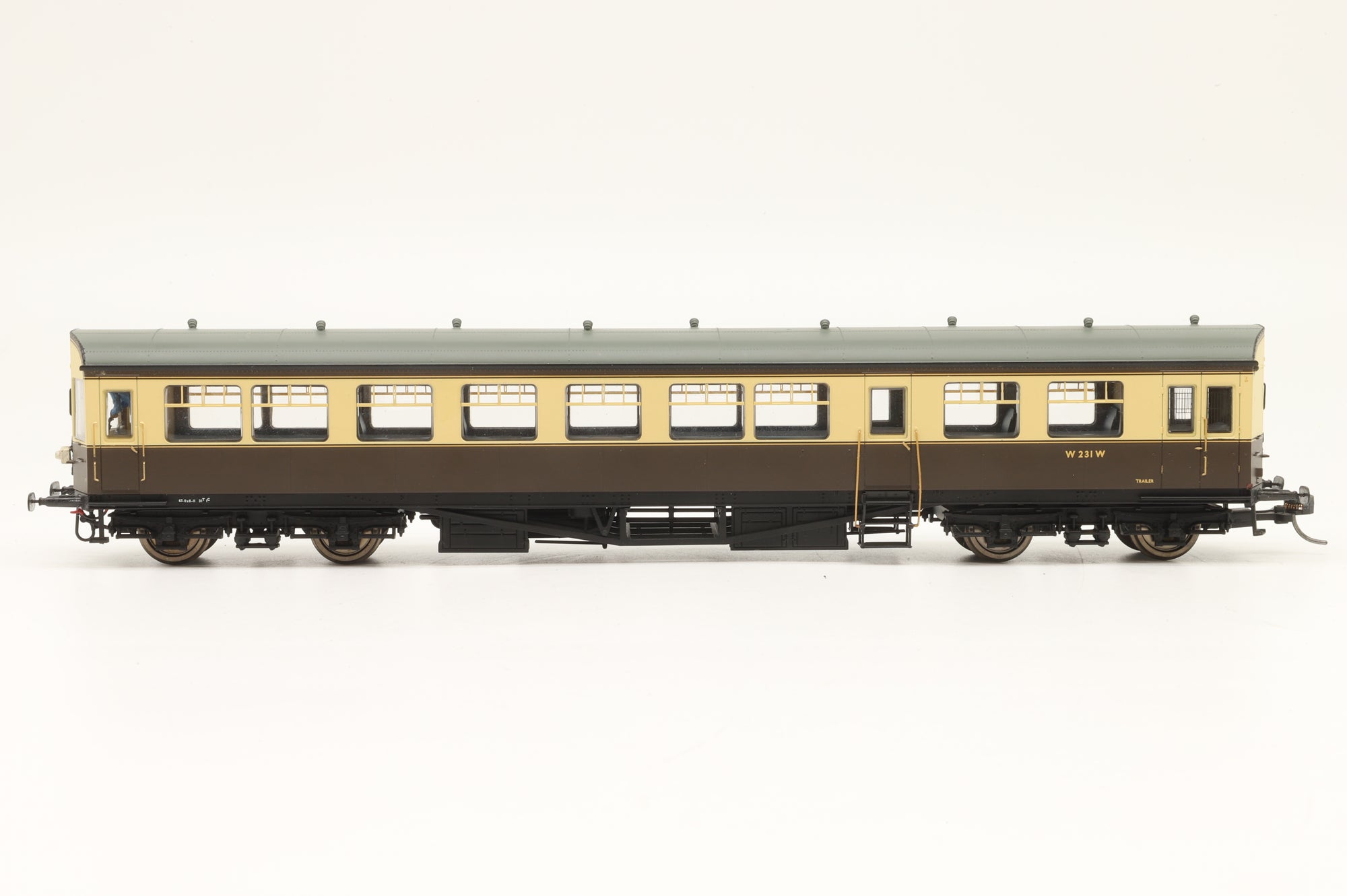 Bachmann OO BR Non-Motorised GWR Autocoach Chocolate & Cream