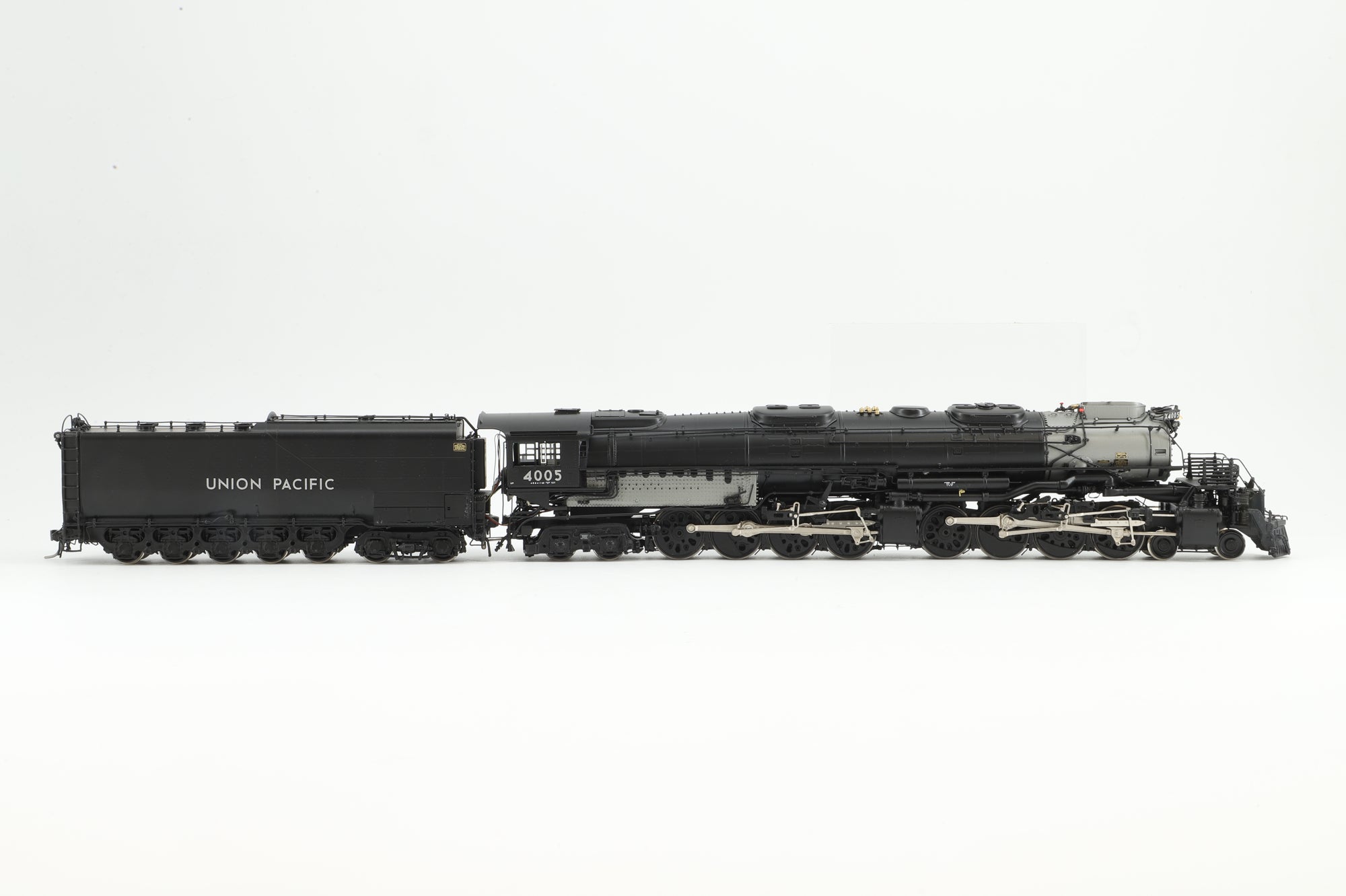 Glacier Park Models HO Brass Steam loco UP 'Big Boy' 4-8-8-4 w/ Dual mode DC/DCC & SoundTraxx