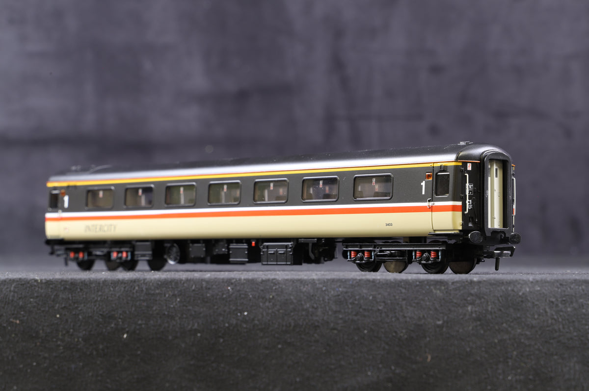 Bachmann OO 39-653 BR Mk2f FO Intercity Swallow Lighting Removed