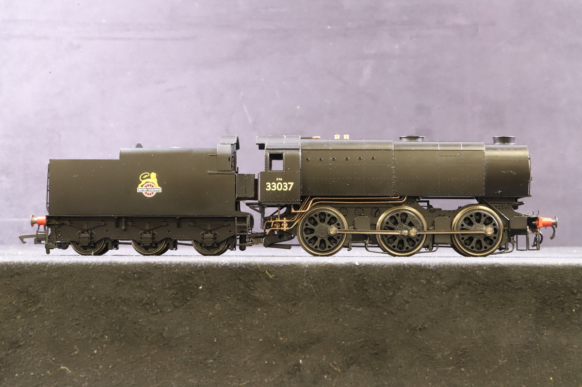 Hornby OO R2355 BR (Early) 0-6-0 Class Q1 Loco &#39;33037&#39;
