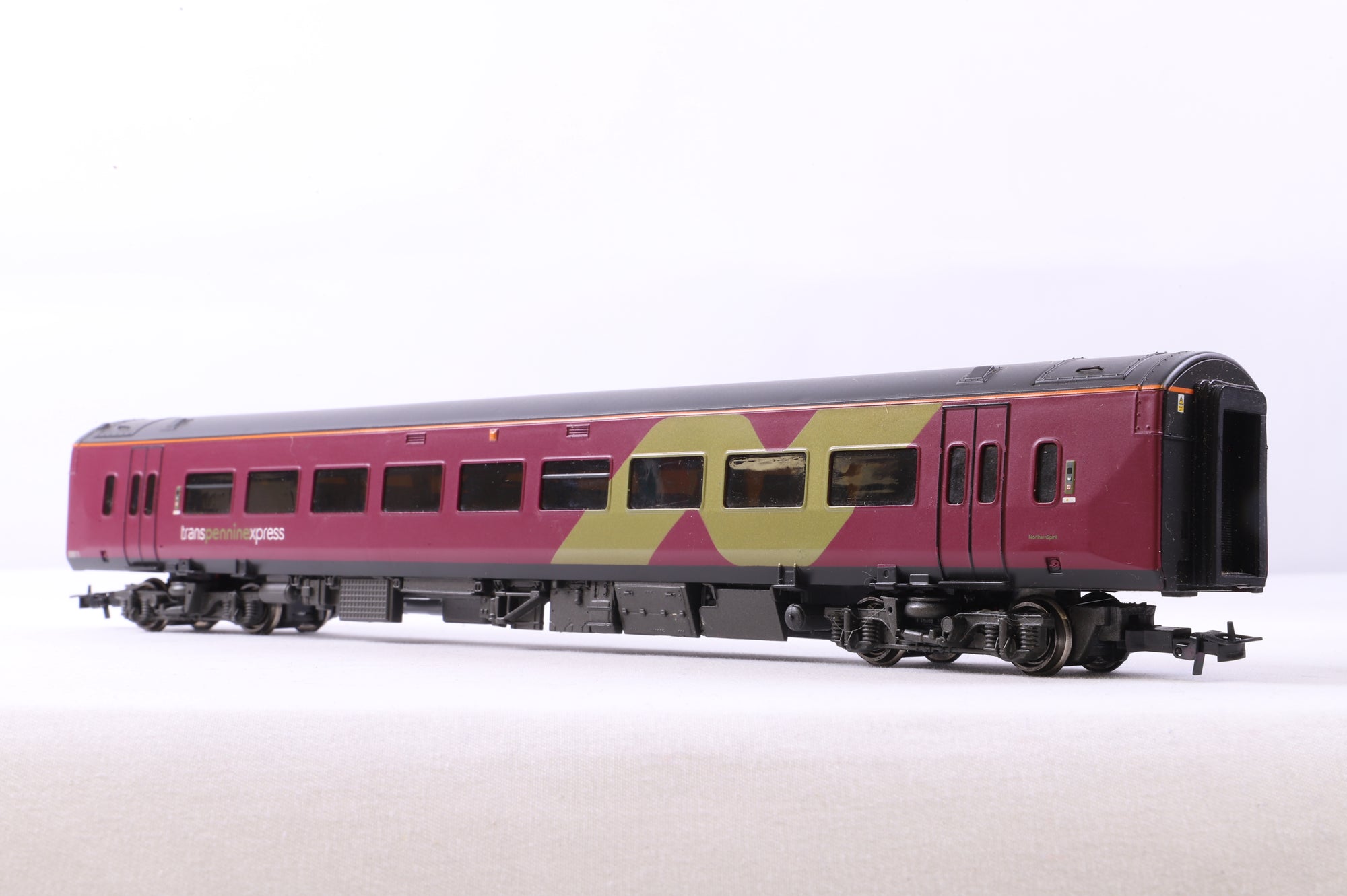 Bachmann OO 31-513 Class 158 3 Car DMU Northern Spirit