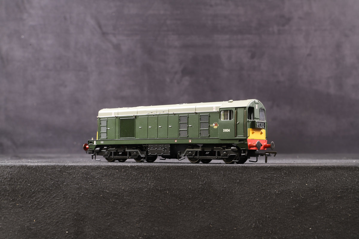 Bachmann OO 32-028 Class 20 &#39;D8134&#39; Diesel BR Green With Indicator Boxes