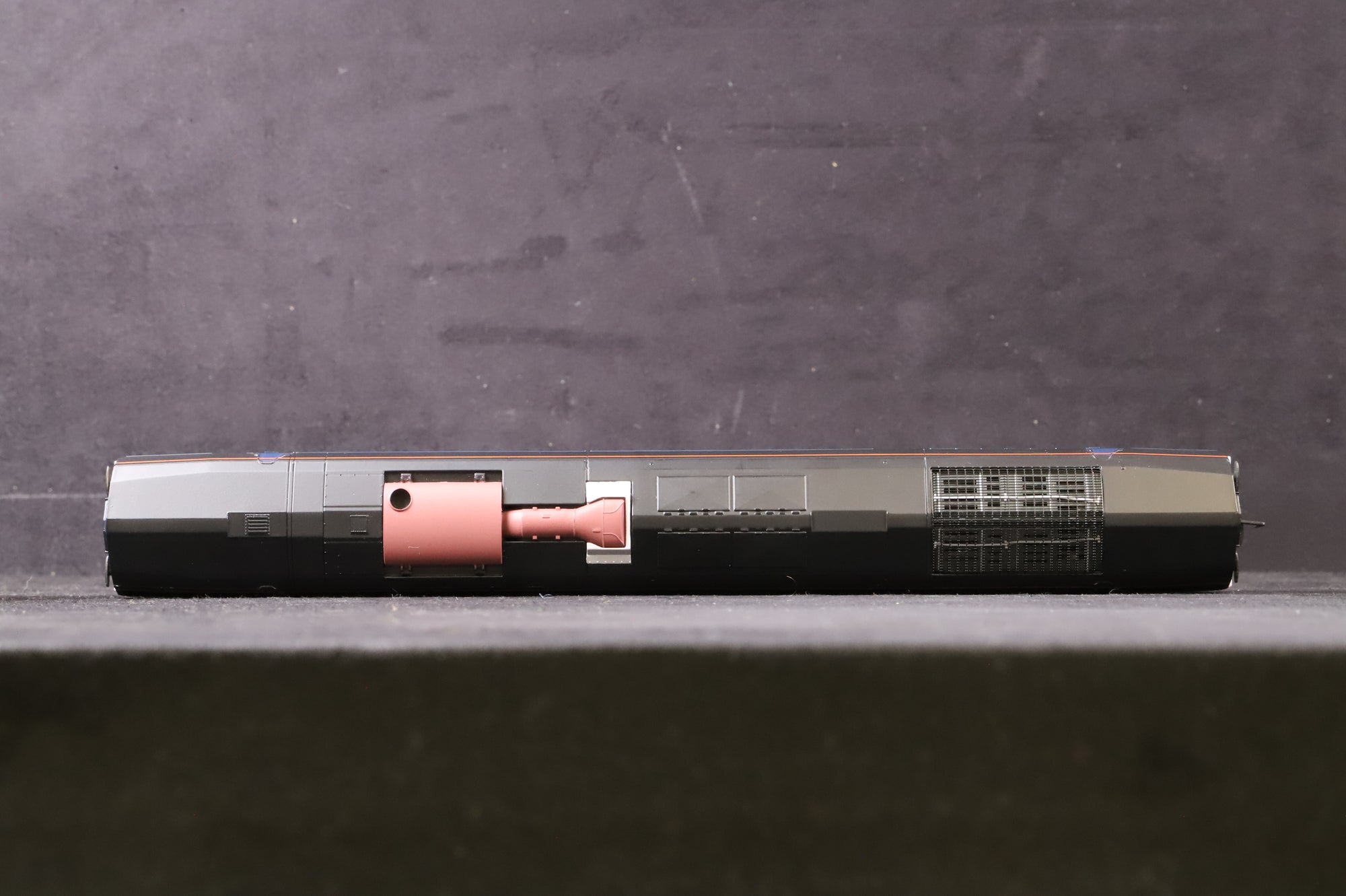 Bachmann OO 32-731 Class 66 Diesel '66407' Direct Rail Services, DCC Sound