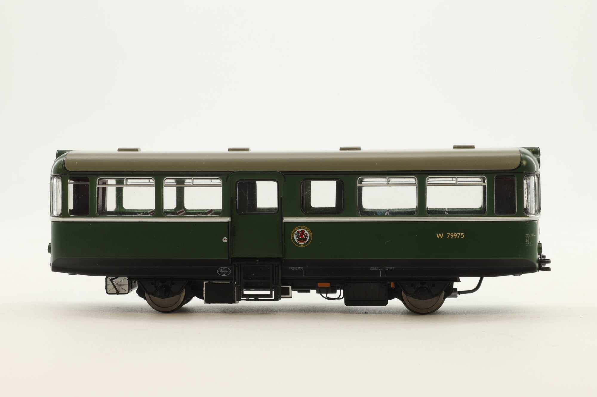 Heljan OO 88001 AC Cars 'W79975' BR Light Green Livery With Speed