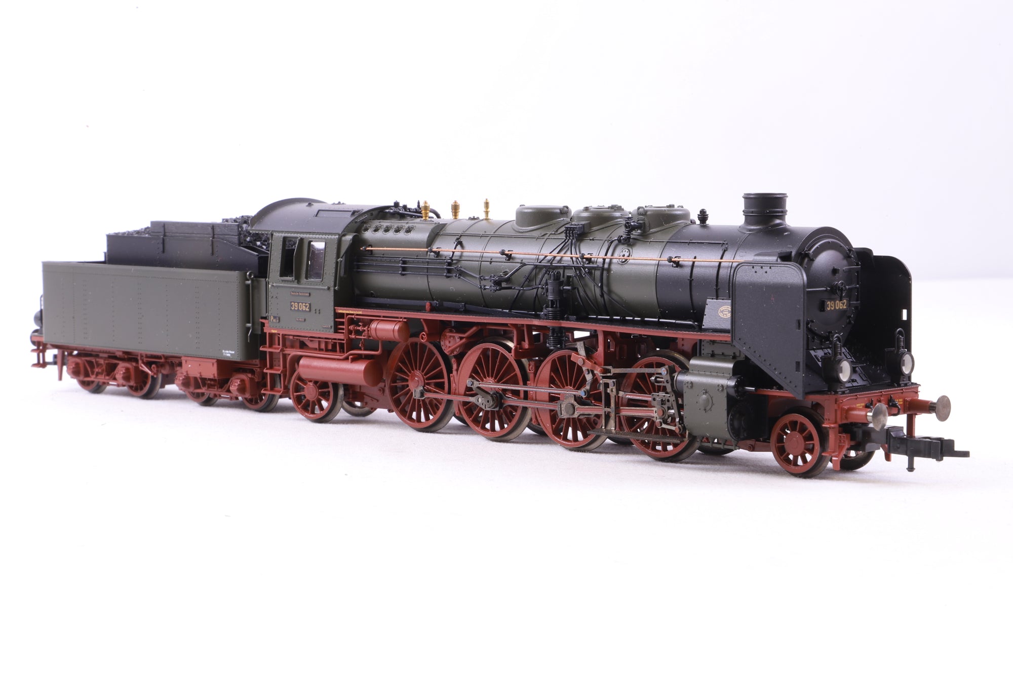Fleischmann HO 413871 Class BR 39 062 2-8-2 DRG DCC Sound 2 7 3 Rail