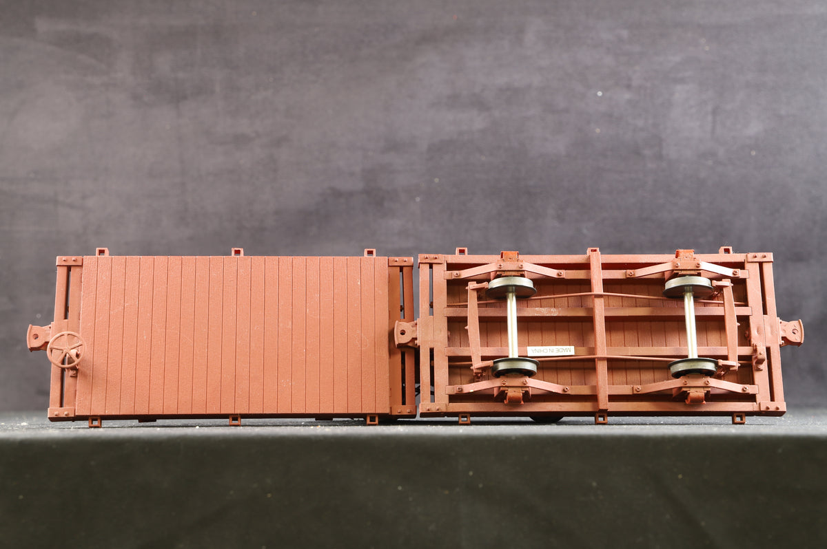 Accucraft G Scale (45mm Gauge) Rake of 8 Planked Flat Wagons