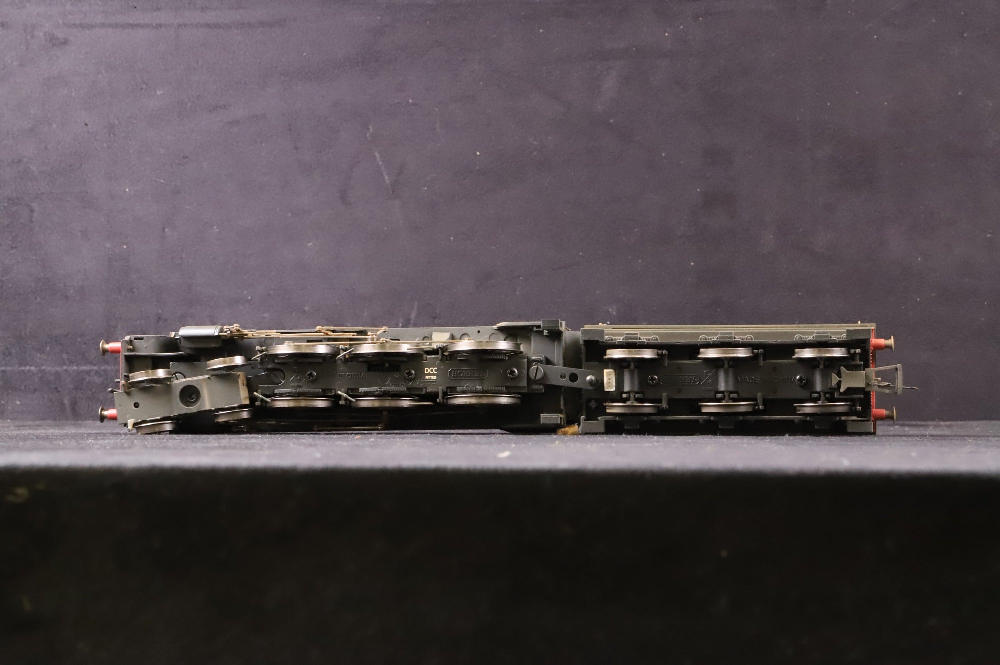 Hornby OO R2995XS BR Black 5 '45010', DCC Sound