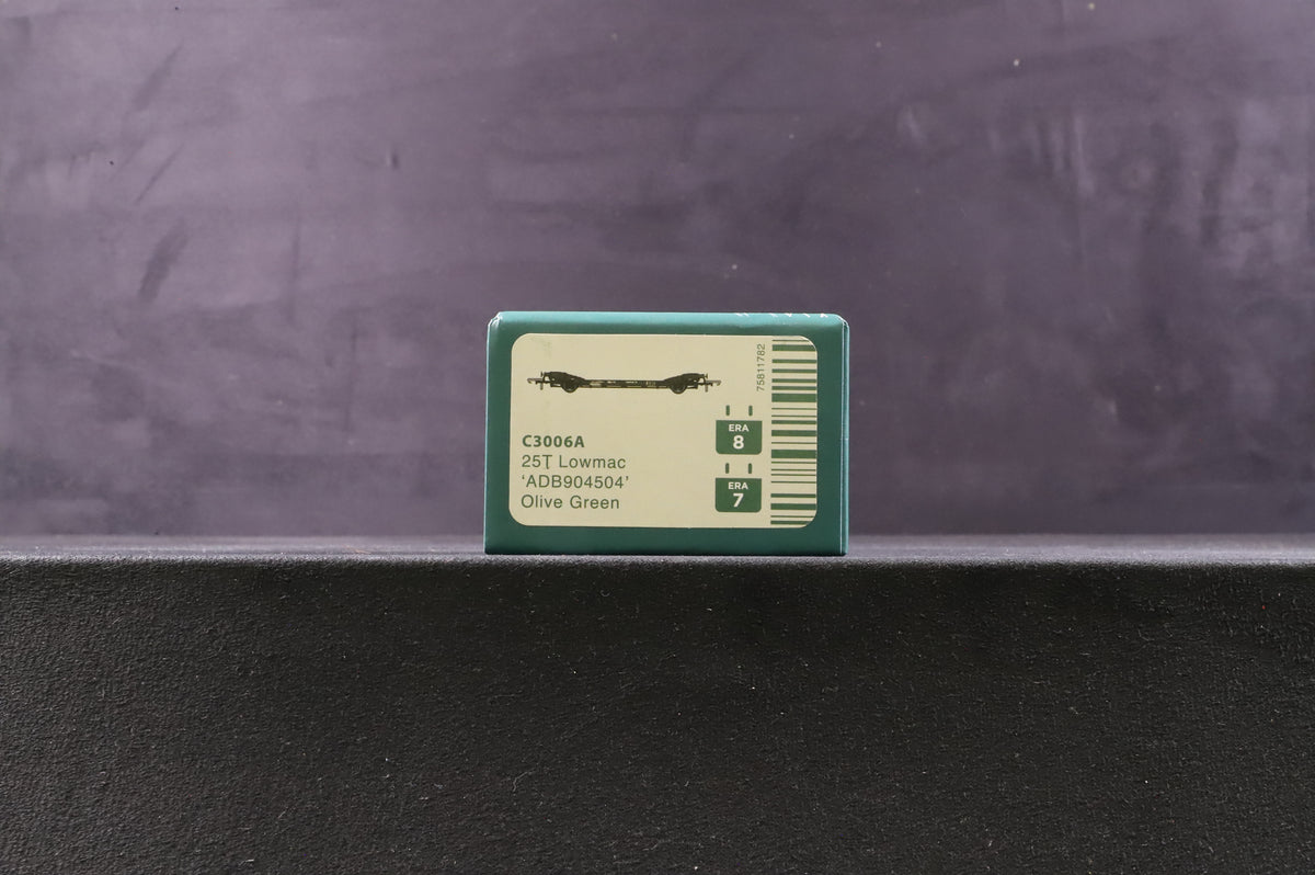 Clark Railworks OO C3006A 25T Lowmac ADB904504 in BR Departmental Olive Green