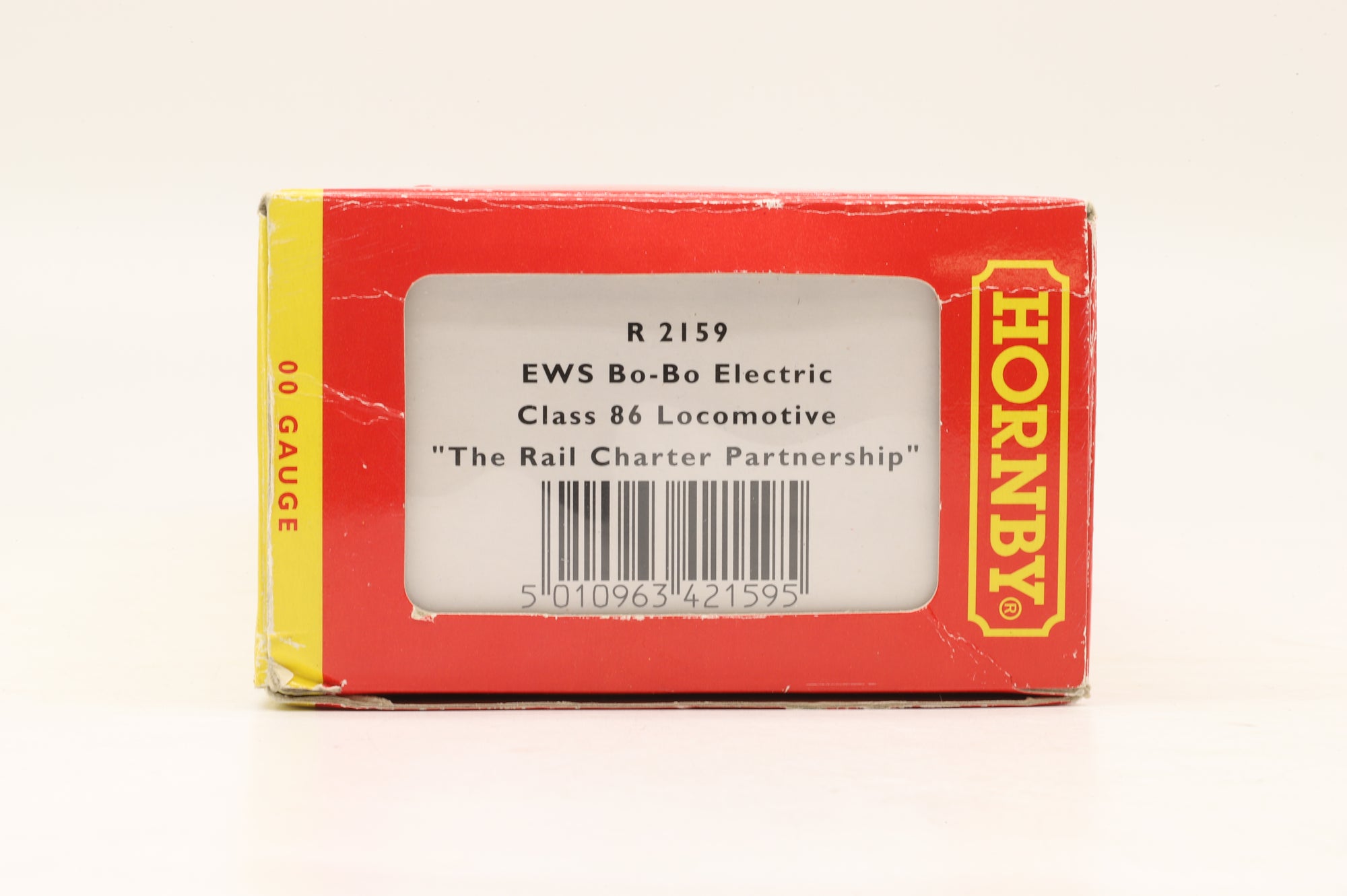 Hornby OO R2159 Class 86 86261 'Rail Charter Partnership' in EWS Livery