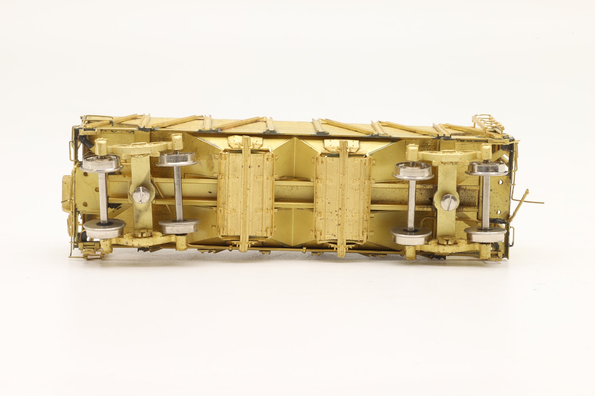 Old & Weary Car Shop HO Brass 1000 2 Bay Composite Hopper With Wood End Bracing Wood Slope Sheets Unpainted