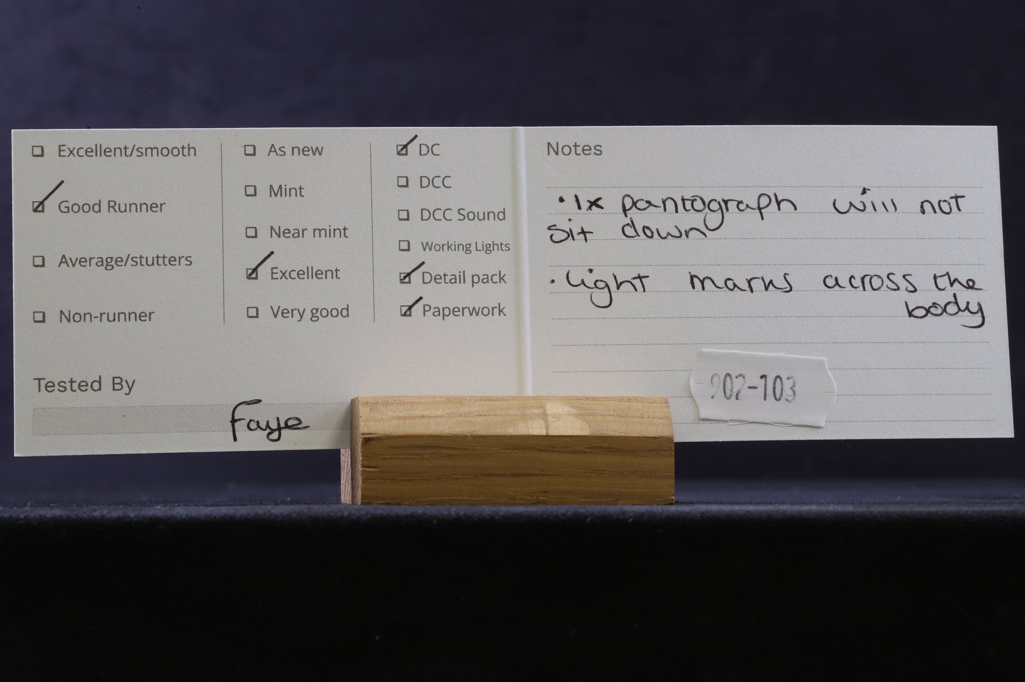 Roco HO 63578 OBB 1144 207-6 Electric Locomotive