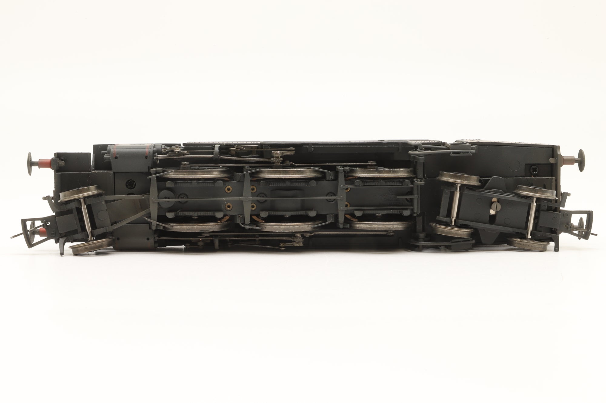 Bachmann OO 32-879 Fairburn Tank '42267' BR Lined Black Late Crest, DCC Fitted