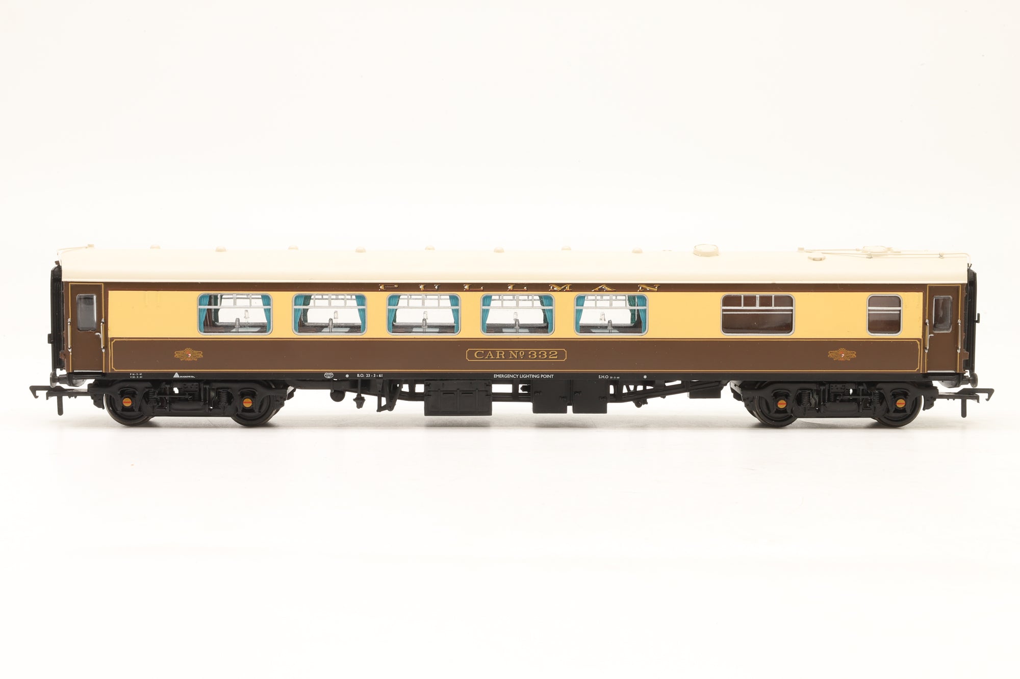 Bachmann OO 39-280/290/300/310/320 Rake of 5 Mk1 Pullman Cars with Lighting