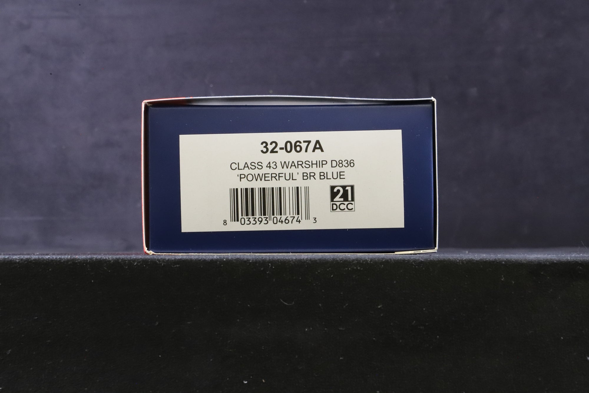 Bachmann OO 32-067A Class 43 Warship 'D836' 'Powerful' BR Blue