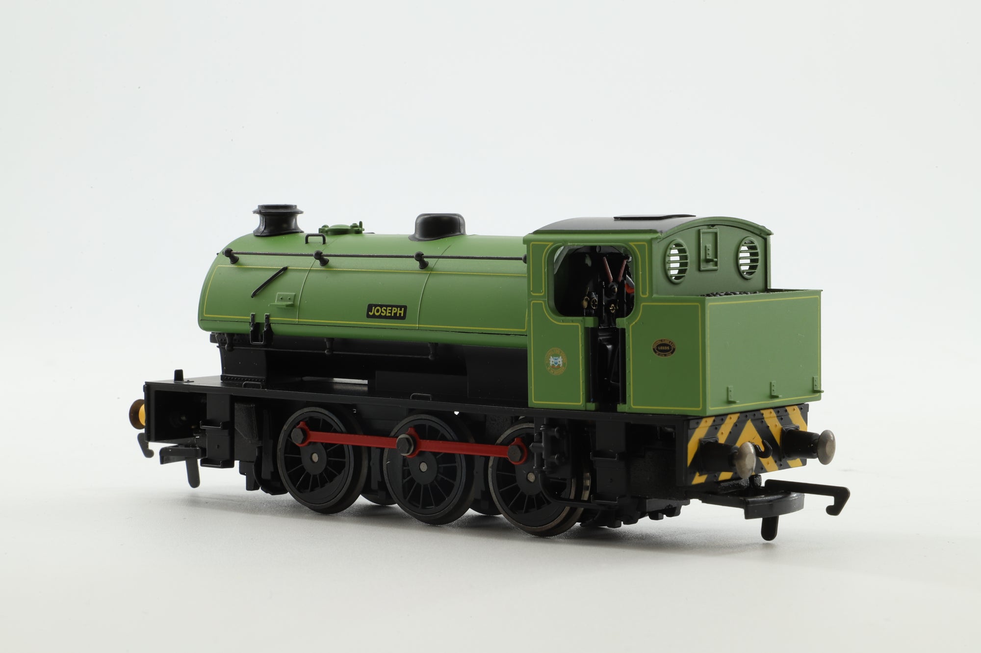 Hornby OO R2281 Class J94 'Joseph' in an NCB Green w/ Wasp Stripes