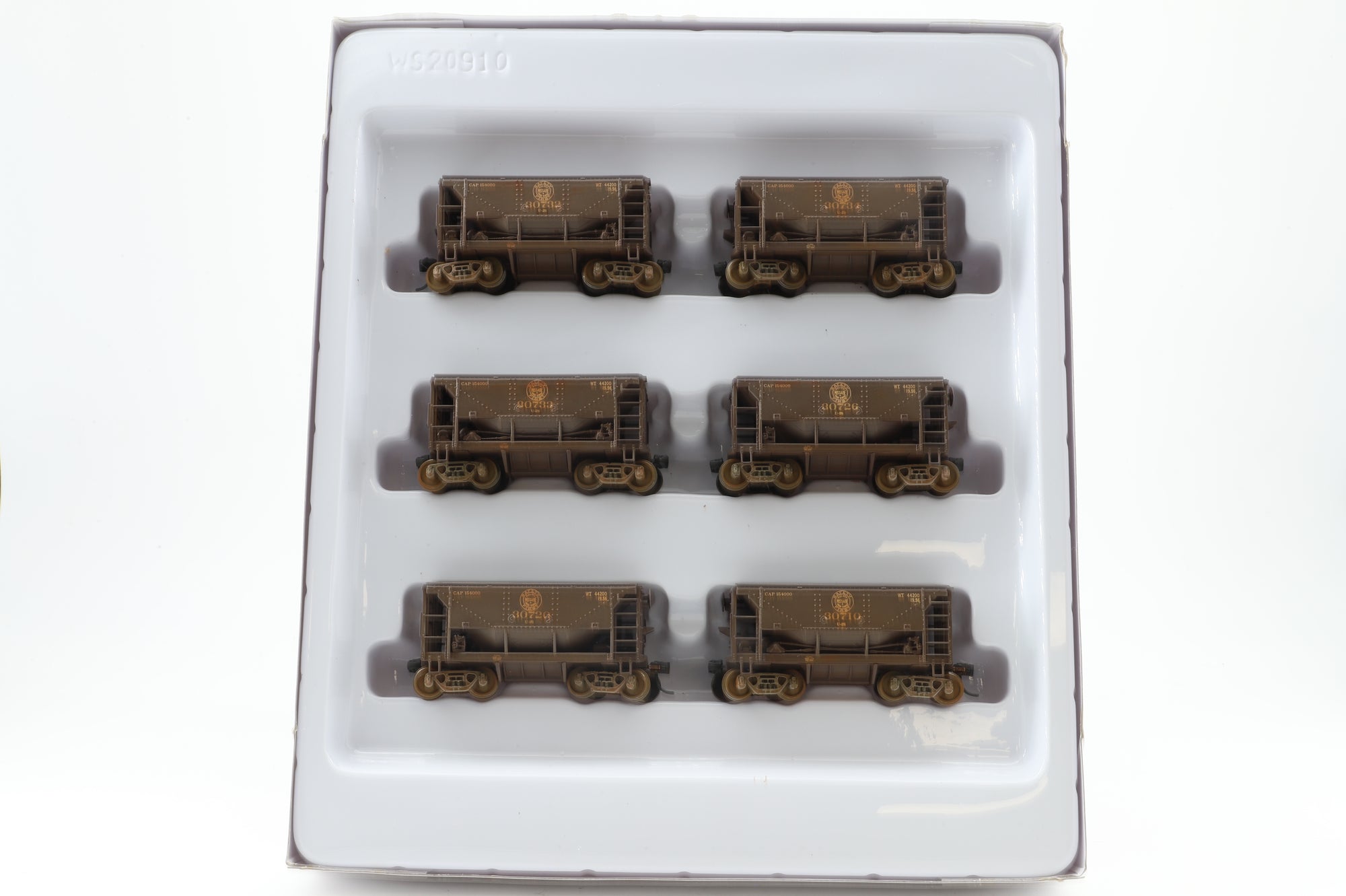 Walthers HO 910-58013 6-Pack of 24' Minnesota Ore Cars in DMIR Brown - Pro-Weathered