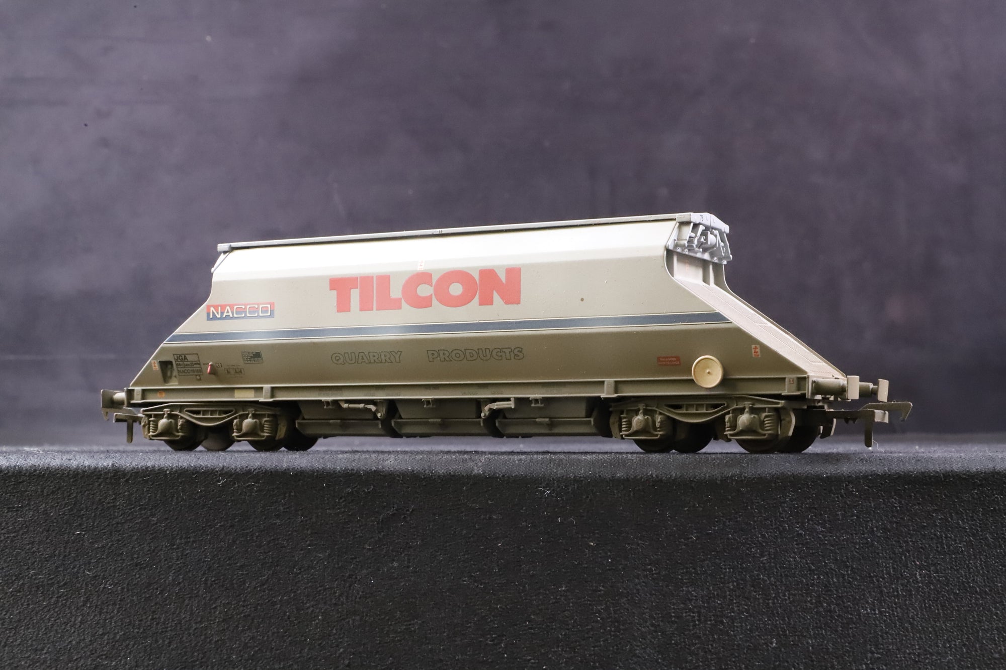 Bachmann OO 37-325/25A Rake of 3 90T JGA Bogie Hopper Wagons in Nacco/Tilcon livery - Mixed Weathered/Pristine