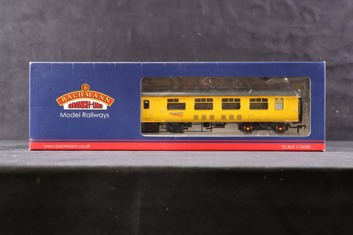 Bachmann OO 39-370Z BR Mk2A Coach Network Rail Yellow Excl. Model Rail