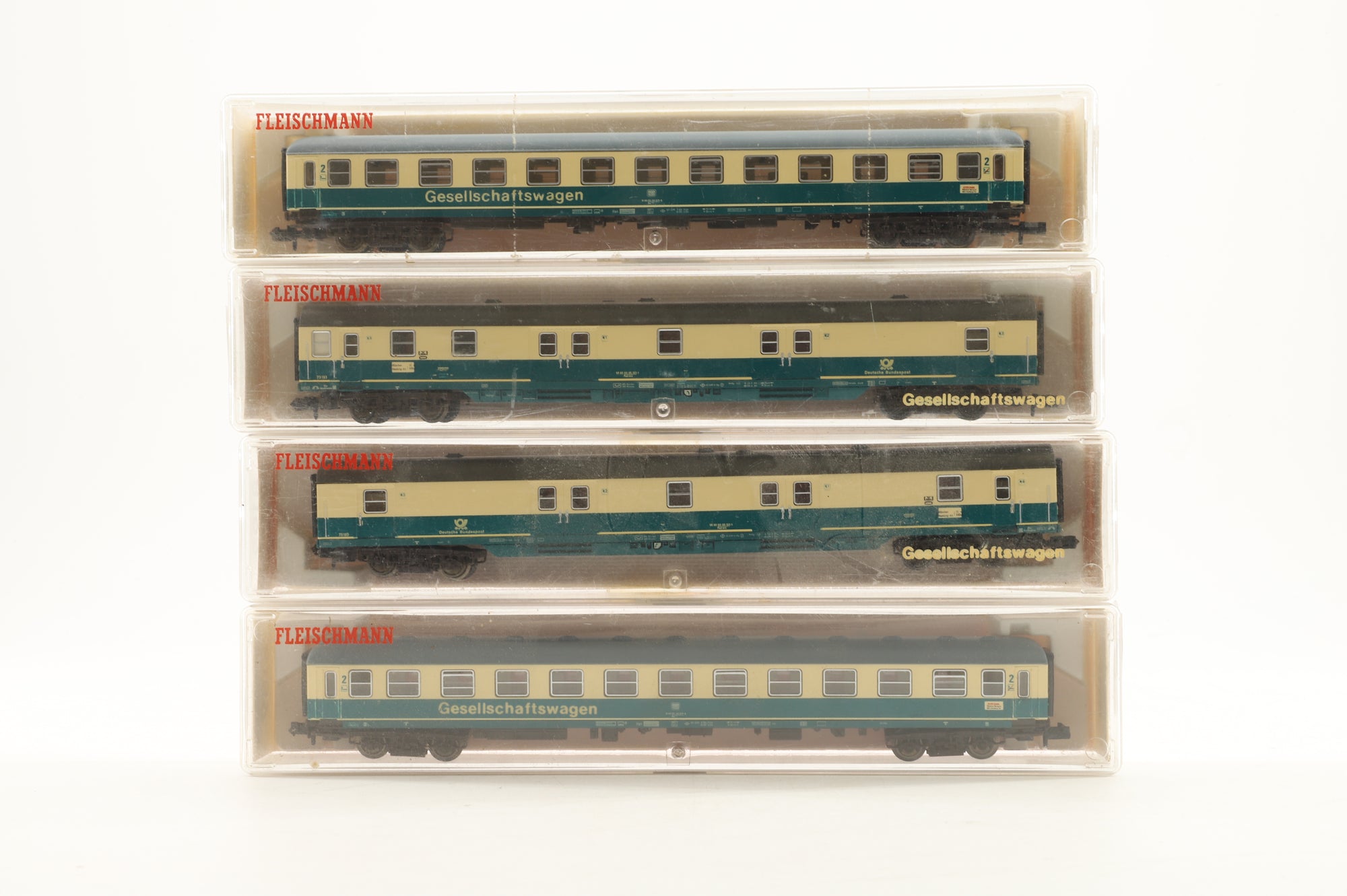 Fleischmann N Rake of 4 DB Blue/Cream Coaches Inc. 8192, 8199 & 2 x 8189