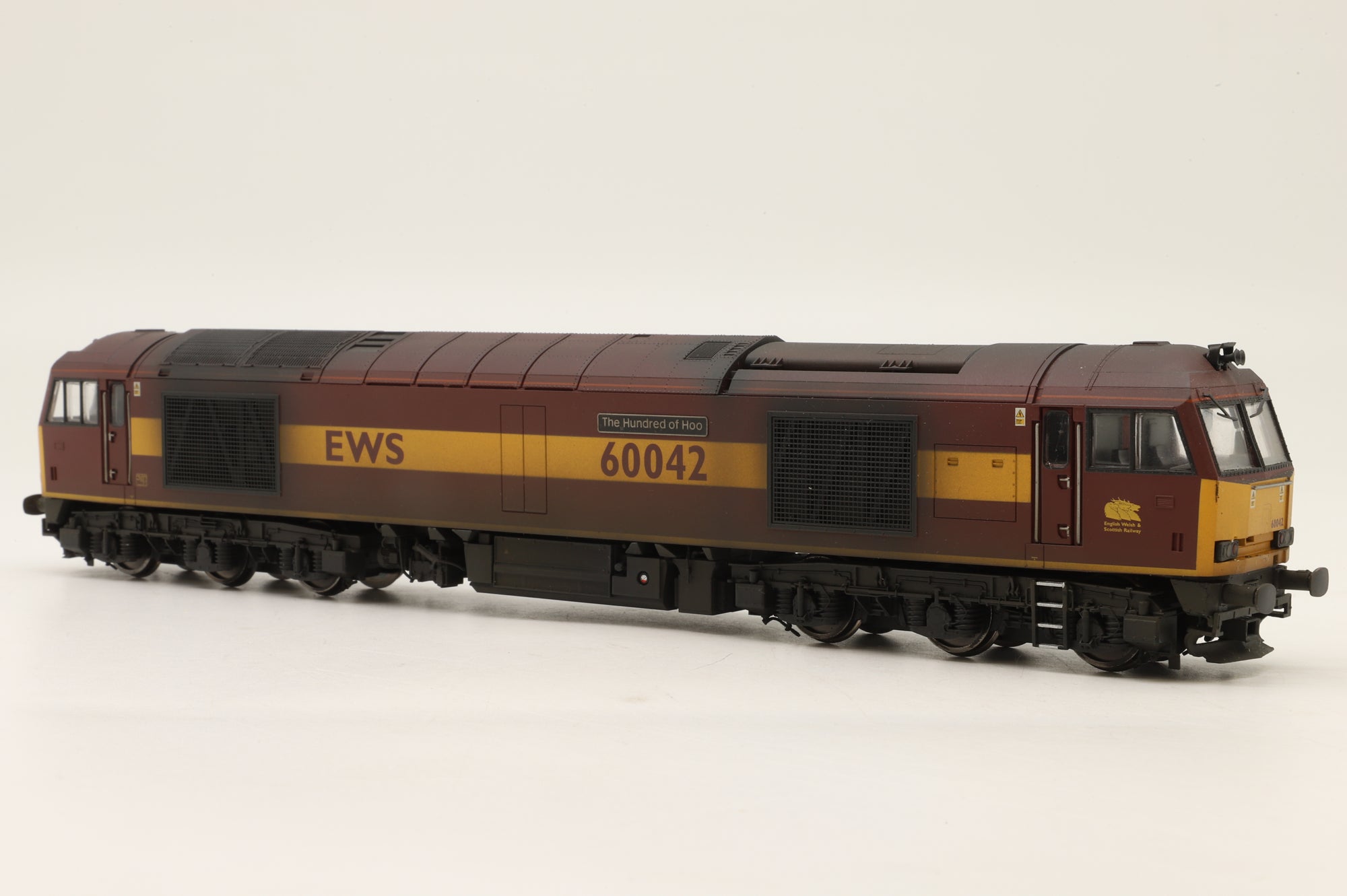Hornby OO R2899XS Class 60 '60042' 'The Hundred Of Hoo' EWS Weathered DCC Sound
