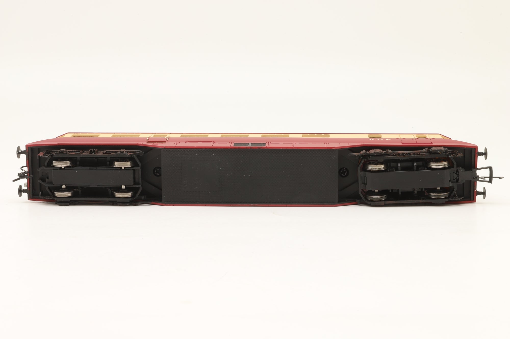 Hornby OO R2869 Diesel Railcar Express 'W23W' BR Crimson & Cream Weathered
