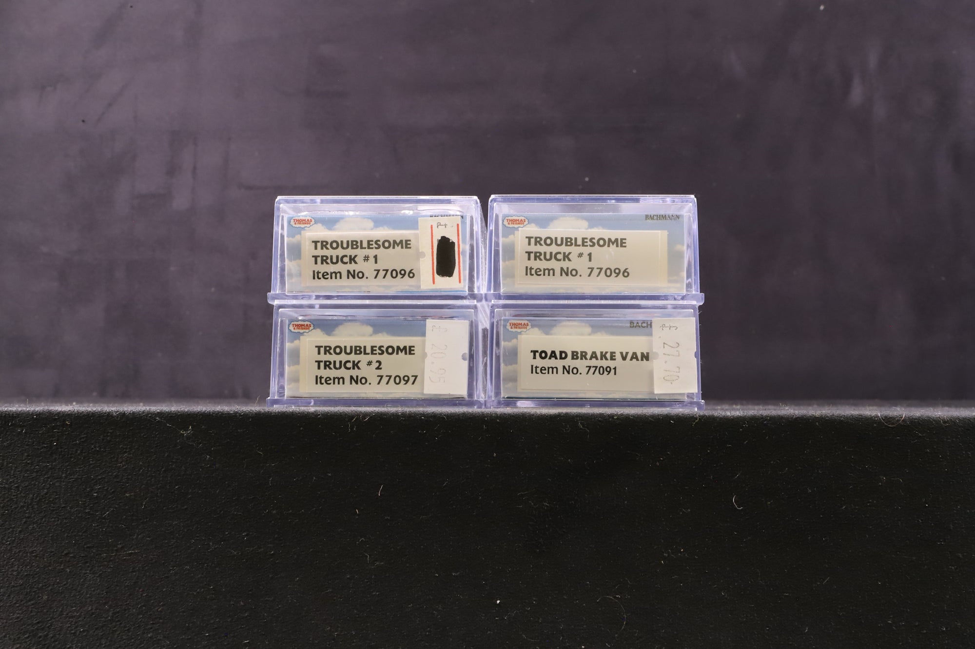 Bachmann N Rake of 3 Troublesome Trucks & 1 Toad Brake Van, Inc. 77091, 77097 & 2 x 77096