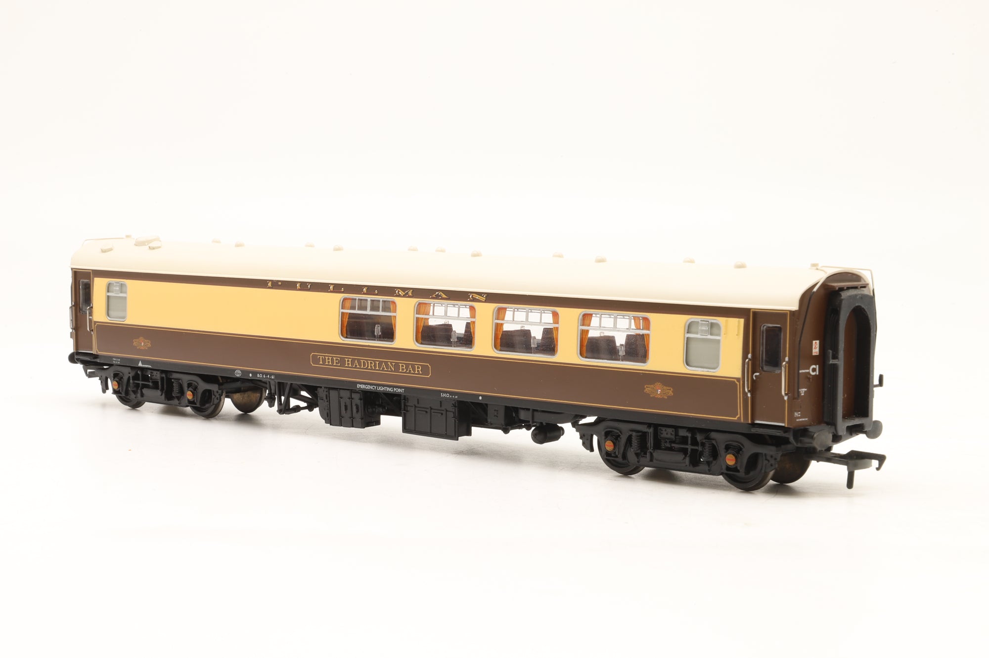 Bachmann OO 39-280/290/300/310/320 Rake of 5 Mk1 Pullman Cars with Lighting