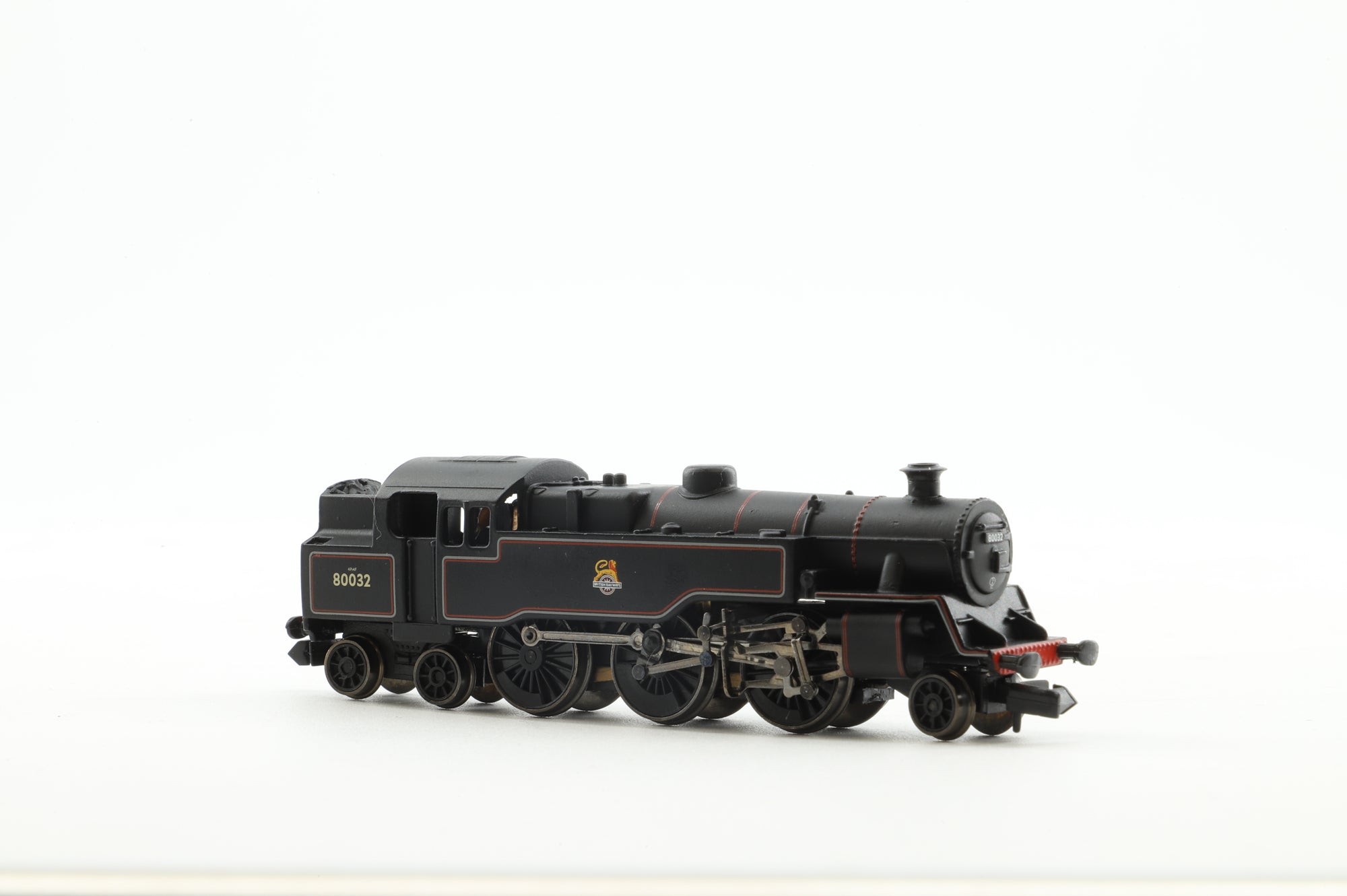 Graham Farish N 372-526 4MT Tank '80032' BR Lined Black Early Crest